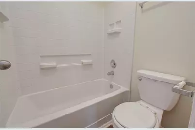 10410 Solitude Way, Houston, TX 77044 - Photo 35