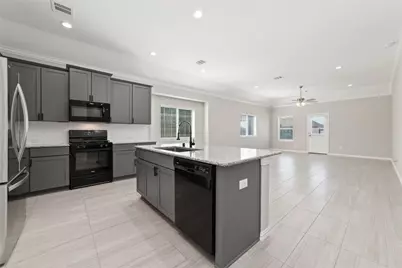 14242 Medina Drive, Baytown, TX 77523 - Photo 9