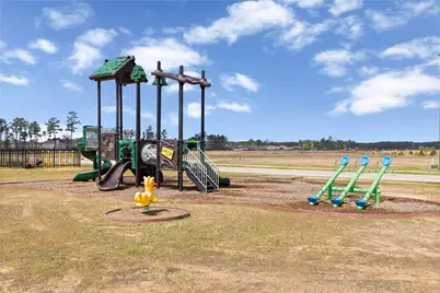 40252 Spyglass Hill Drive, Cleveland, TX 77327 - Photo 37