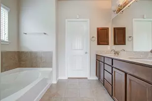 1936 Acaciawood Way, Houston, TX 77051 - Photo 23