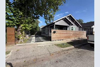 2404 Burkett Street, Houston, TX 77004 - Photo 3
