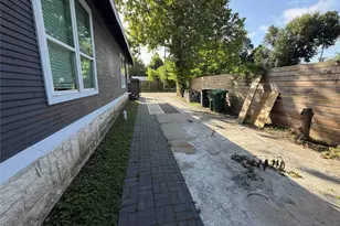 2404 Burkett St., Houston, TX 77004 - Photo 25