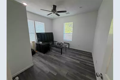 2404 Burkett Street, Houston, TX 77004 - Photo 13