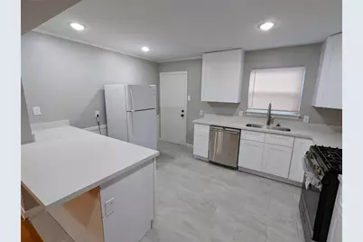 4714 Oakshire Drive #2, Houston, TX 77027 - Photo 5