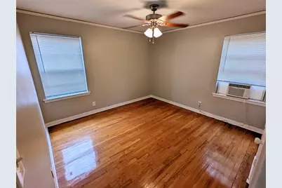 4714 Oakshire Drive #2, Houston, TX 77027 - Photo 11