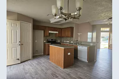 18468 Sunrise Oaks Court, Montgomery, TX 77316 - Photo 7