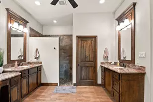 20341 Bay Hill Rd, Huntsville, TX 77320 - Photo 15