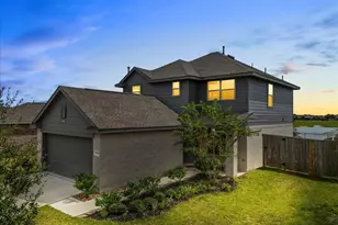 14410 Boyton Holw Trce, Fresno, TX 77583 - Photo 1