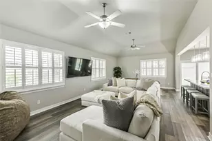 13043 Avery Ridge Ln, Tomball, TX 77377 - Photo 5