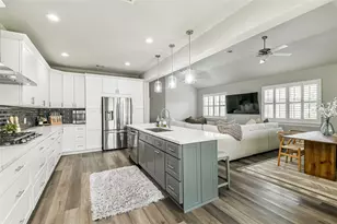 13043 Avery Ridge Ln, Tomball, TX 77377 - Photo 9