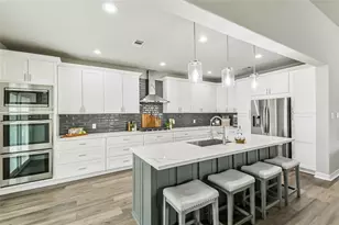 13043 Avery Ridge Ln, Tomball, TX 77377 - Photo 7