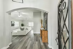 13043 Avery Ridge Ln, Tomball, TX 77377 - Photo 3