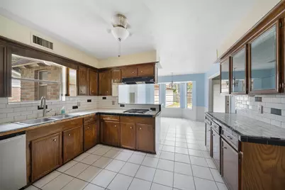 7723 Fountaingrove Lane, Spring, TX 77379 - Photo 17