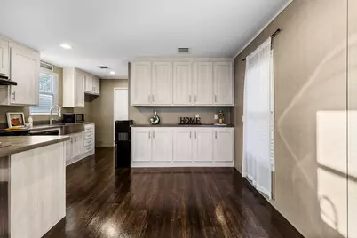 221 Woodstock, Livingston, TX 77351 - Photo 15