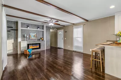 221 Woodstock, Livingston, TX 77351 - Photo 5