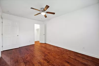 5918 Fontenelle Drive, Houston, TX 77035 - Photo 7