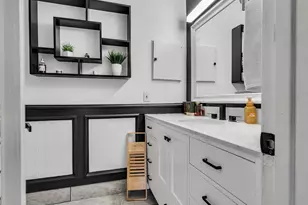 6455 Burgoyne Rd, Houston, TX 77057 - Photo 19