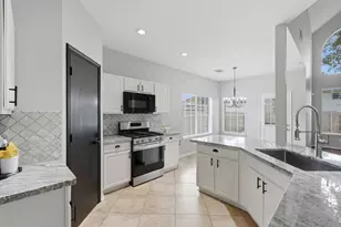 2607 Holly Walk Ln, Spring, TX 77388 - Photo 9