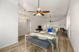 318 Breeze Park Dr, Houston, TX 77015 - Photo 9