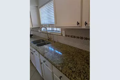 16723 Lone Quail Court, Houston, TX 77489 - Photo 7