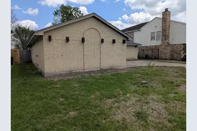 16723 Lone Quail Court, Houston, TX 77489 - Photo 3