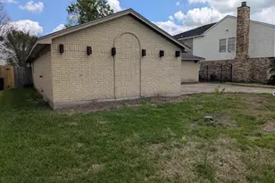 16723 Lone Quail Ct, Houston, TX 77489 - Photo 3