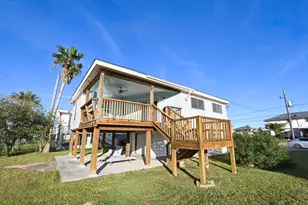 190 Barracuda, Bayou Vista, TX 77563 - Photo 3