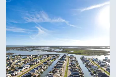 190 Barracuda, Bayou Vista, TX 77563 - Photo 1