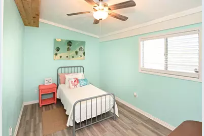 190 Barracuda, Bayou Vista, TX 77563 - Photo 15