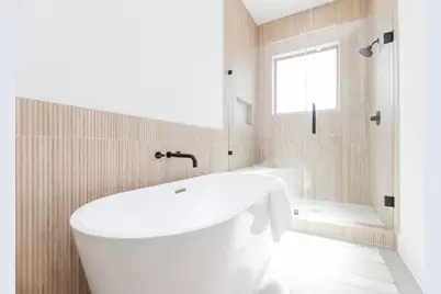 311 E 34th Street #A, Houston, TX 77018 - Photo 25