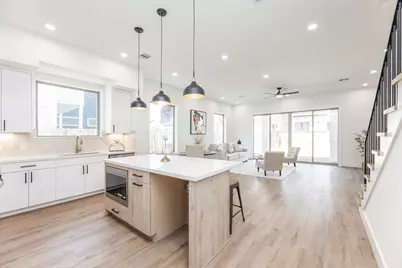 311 E 34th Street #A, Houston, TX 77018 - Photo 3