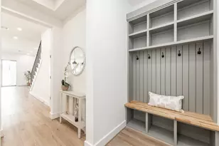 311 E 34th St, Houston, TX 77018 - Photo 15