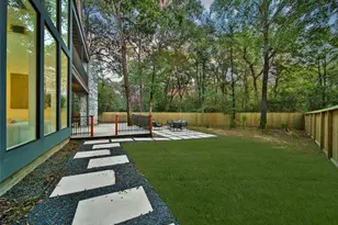 140 S Timber Top Dr, Spring, TX 77380 - Photo 11