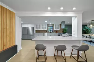 140 S Timber Top Dr, Spring, TX 77380 - Photo 9