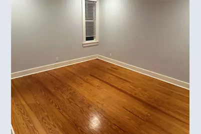2009 30th Street #Upper, Galveston, TX 77550 - Photo 15