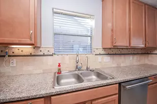 8502 Parapet Pl, Rosharon, TX 77583 - Photo 13