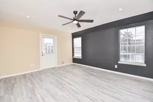 6401 Ella Lee Ln, Houston, TX 77057 - Photo 23
