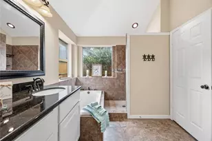 4106 N New Meadows Dr, Sugar Land, TX 77479 - Photo 23