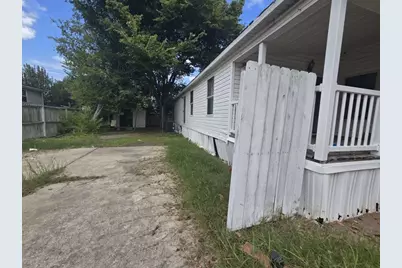 5815 Dylan Drive, Baytown, TX 77521 - Photo 5