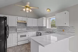 3855 County Rd 960, Alvin, TX 77511 - Photo 11