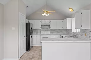 3855 County Rd 960, Alvin, TX 77511 - Photo 13