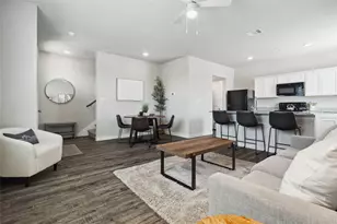 520-1101B Powell Dr, Leander, TX 78641 - Photo 7