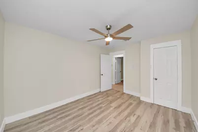 10521 Chesterfield Drive, Houston, TX 77051 - Photo 29