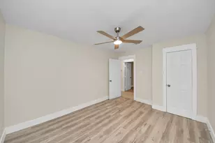 10521 Chesterfield Dr, Houston, TX 77051 - Photo 29