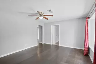 7406 Elbridge Ln, Houston, TX 77536 - Photo 5