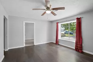7406 Elbridge Ln, Houston, TX 77536 - Photo 5