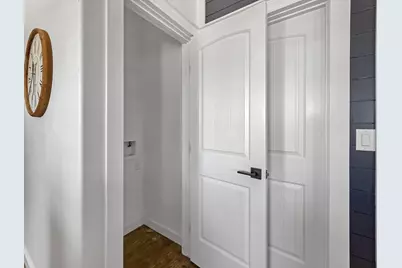 1035 Victoria Lane, Gilchrist, TX 77617 - Photo 27