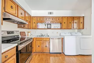 484 N Post Oak Ln, Houston, TX 77024 - Photo 7