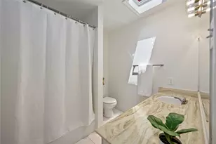 484 N Post Oak Ln, Houston, TX 77024 - Photo 21