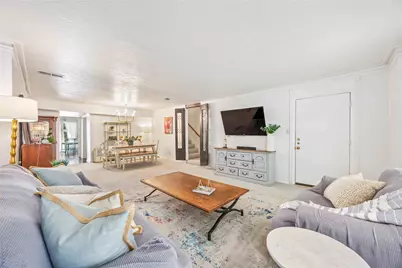 484 N Post Oak Lane #484, Houston, TX 77024 - Photo 3